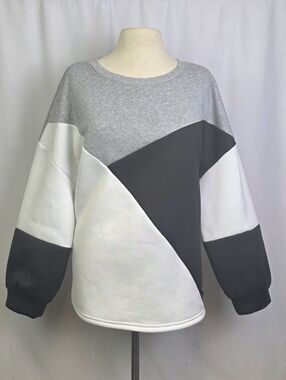 SHEIN Gray & Black Cozy Pullover Sweatshirt Size 2XL